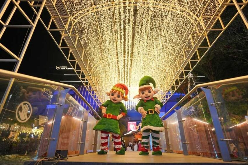 Christmas
Phoenix Mall Of Asia
Bangalore
